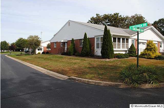 2nd image of 123 Constitution Boulevard #A