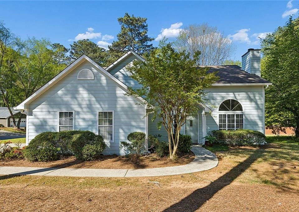 1st image of 4775 Roswell Mill Dr
