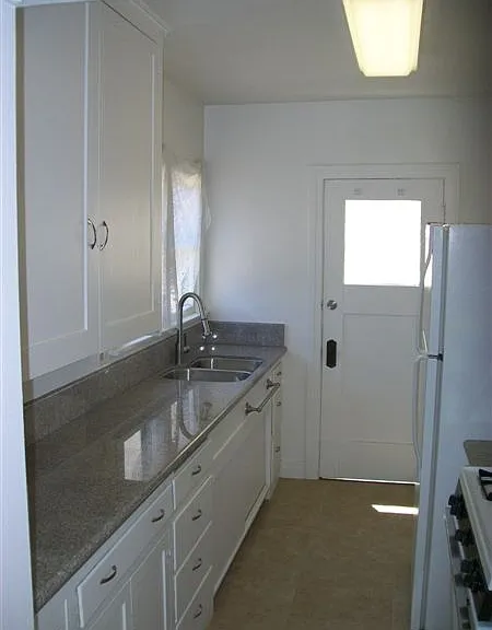 531 S F Street Unit 5 Kitchen_06272013