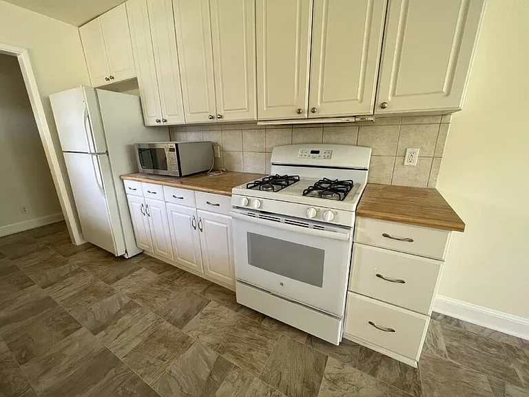 25 El Camino Dr — Photo 6