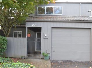 1615 NW Eastbrook Ct, Beaverton, OR 97006