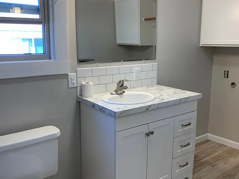 26 N Jefferson St — Photo 11