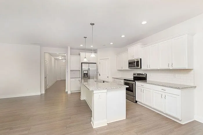 14253 James Dean Dr — Photo 10