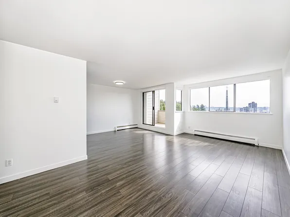 225 6th St #302, New Westminster, BC V3L 3A5