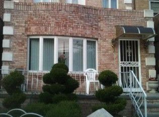 2505 23rd Ave, Astoria, NY 11105