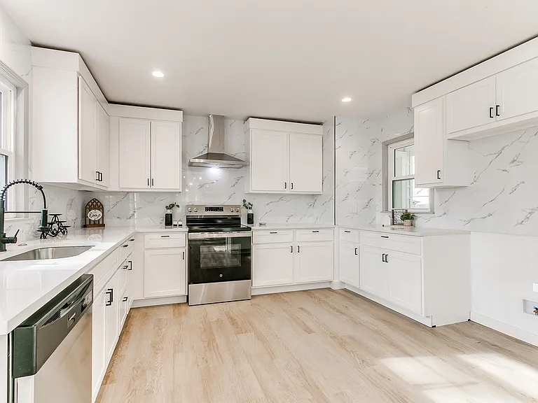 1805 N Philadelphia Ave — Photo 6