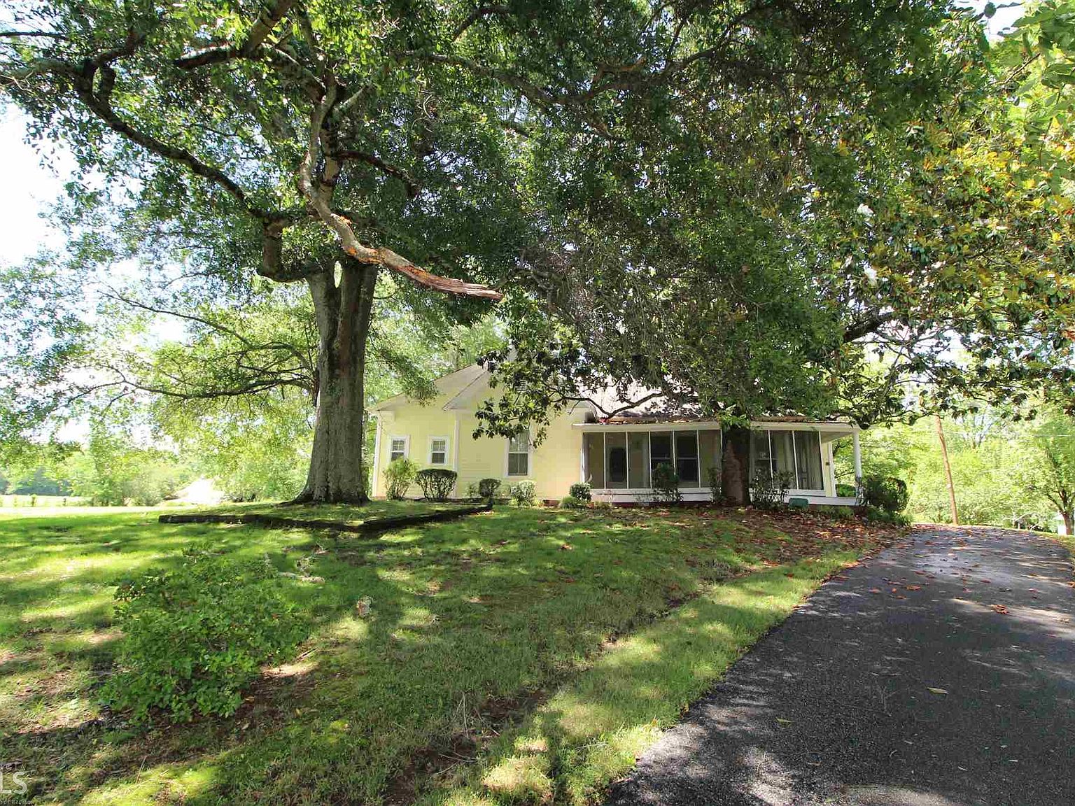 270 Old Esom Hill Loop, Cedartown, GA 30125 | Zillow