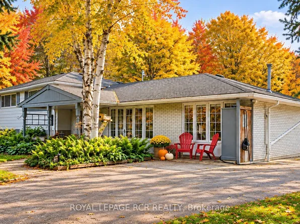 22 Randy Ave, Mono, ON L9W 2A3