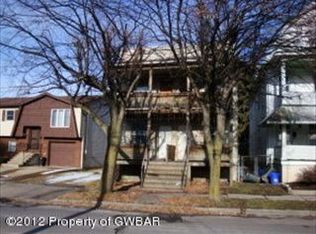 104 Oxford St, Hanover Township, PA 18706