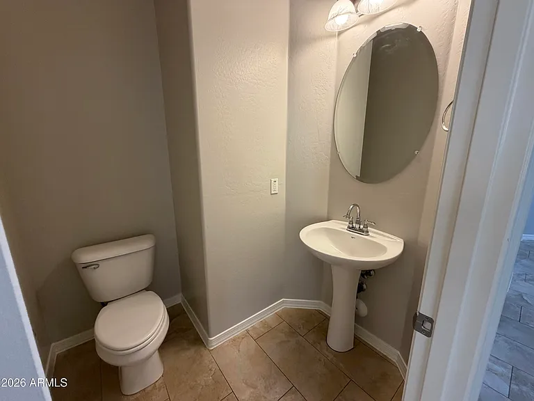 2417 E Iris Dr — Photo 25