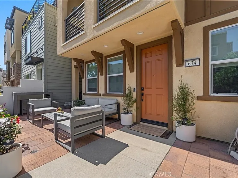 634 Daniel Freeman Cir — Photo 36