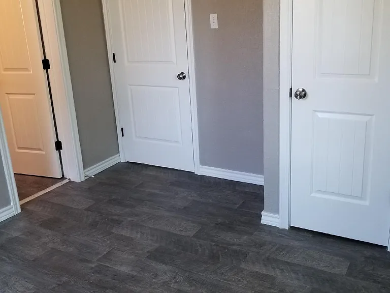 2922 Haynie Ave — Photo 5