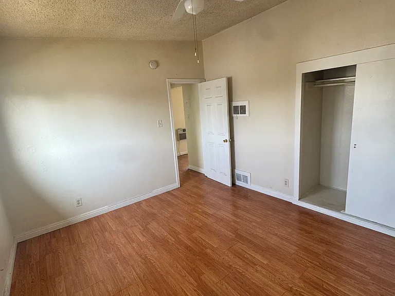 5950 Fulcher Ave #8 — Photo 7