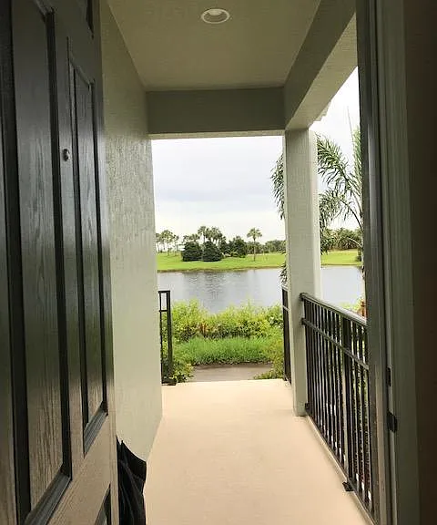 4978 Sprint Cir — Photo 1