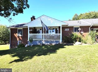 223 Stotelmyer Ln, Martinsburg, WV 25405
