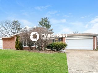 3665 Hambletonian Dr, Florissant, MO 63033