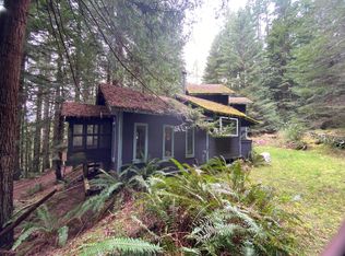 134 Nature Ln, Arcata, CA 95521