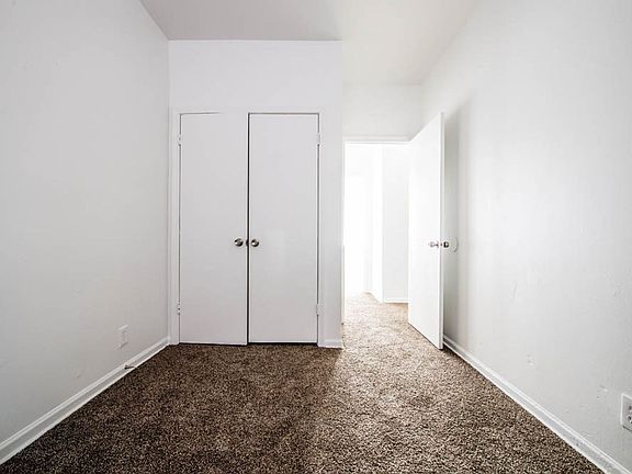 4th image of 418 S Laramie Ave #5200B
