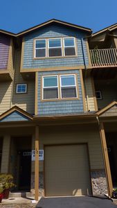 475 SE 35th St Unit B10, South Beach, OR, 97366