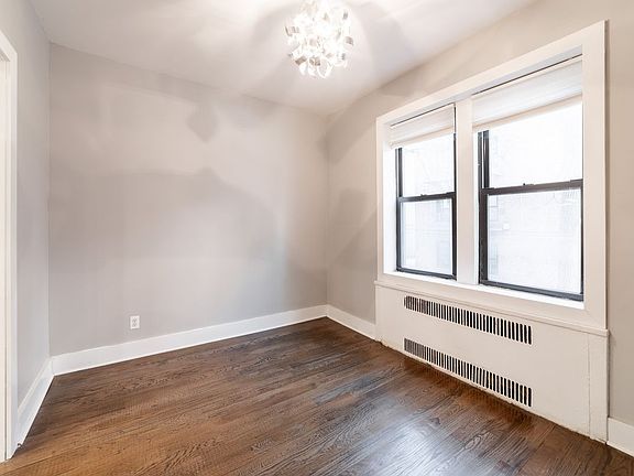 5th image of 15 Crooke Ave APT 2C