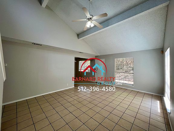 3rd image of 127 Crest Dr