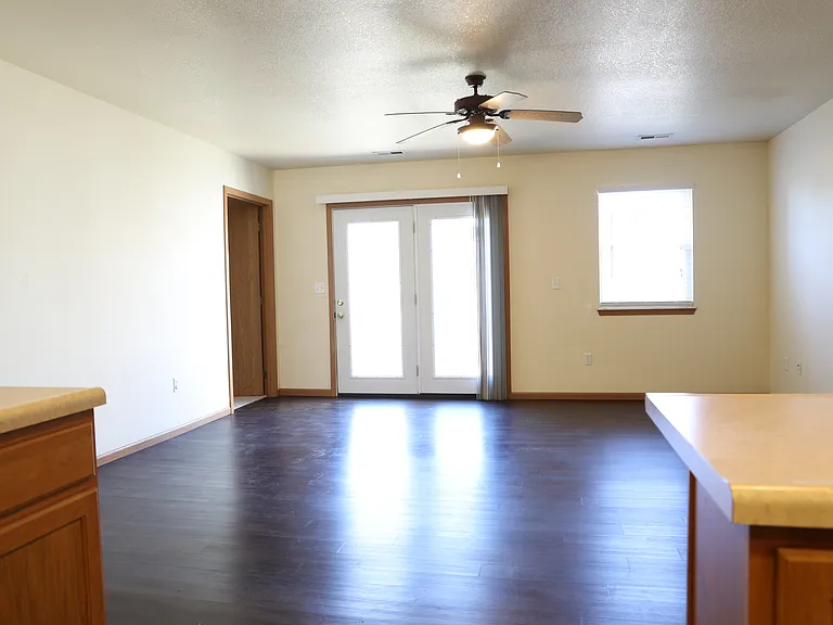 22635 Hollow Oak Ln #A — Photo 3
