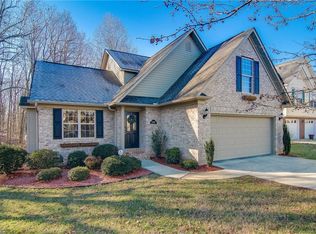 2516 Willard Rd, High Point, NC 27265