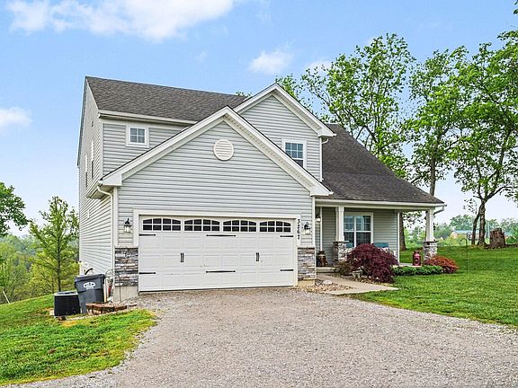 2nd image of 3267 Center Ridge Rd