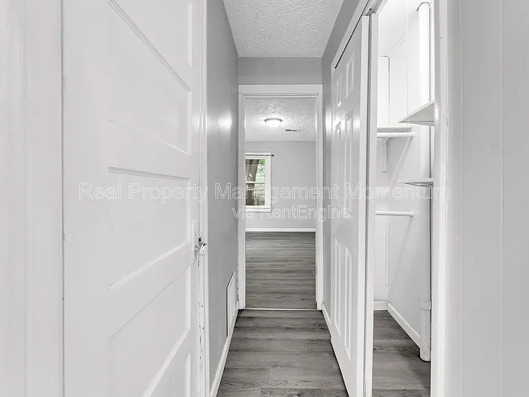 2804 W Washita St — Photo 16