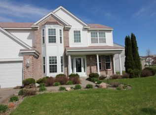 968 Earley Lake Curv, Burnsville, MN 55306