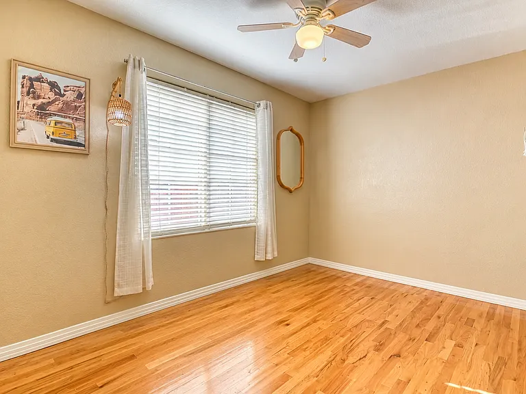 804 Columbine Ave — Photo 9