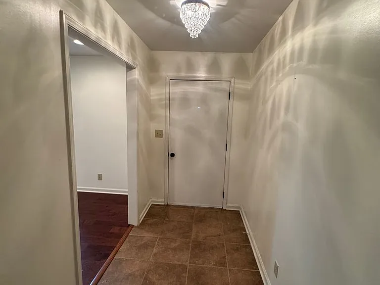 4600 Fox Den Ln — Photo 13