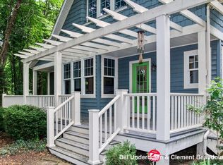 1373 Wildflower Ln, Fennville, MI 49408