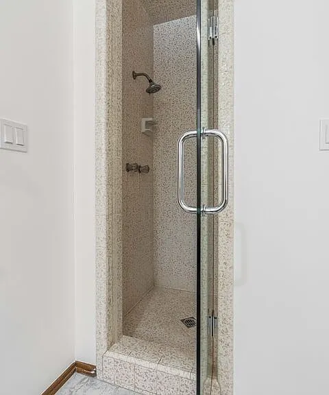 1181 Somera Rd — Photo 27