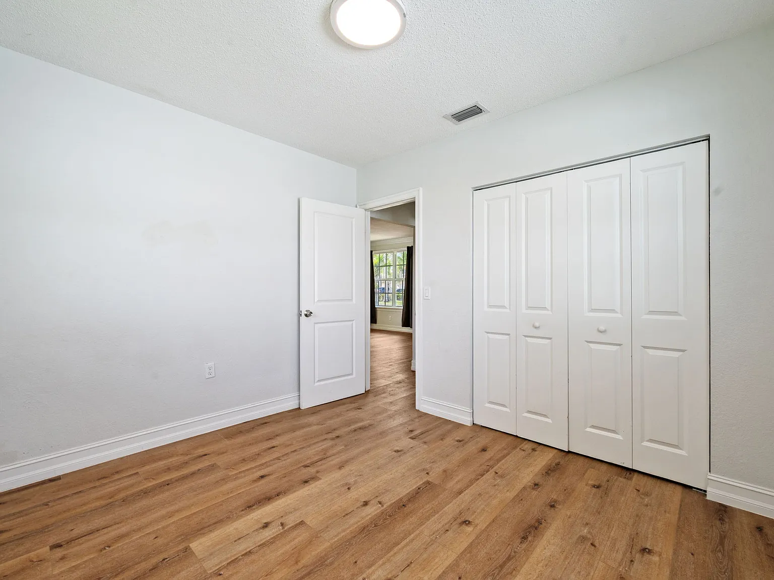 2 bed, 780 sqft, $2,800 — Photo 3