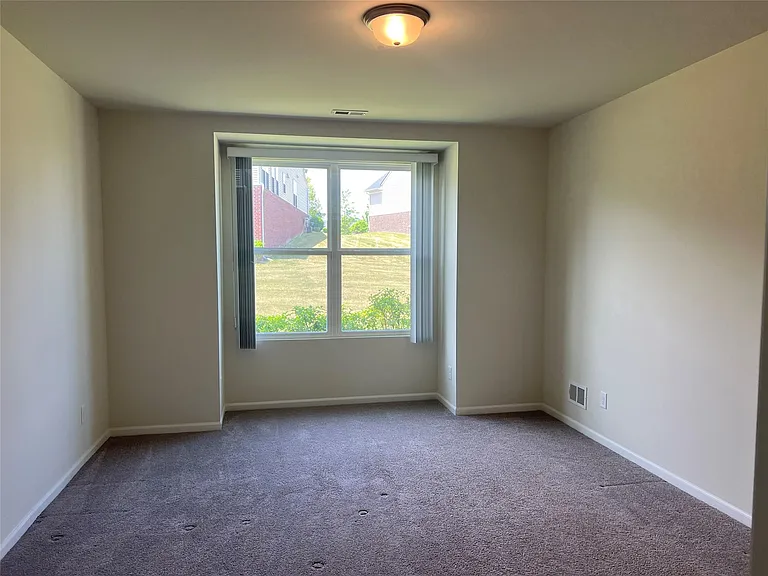1113 Lark St #41 — Photo 12