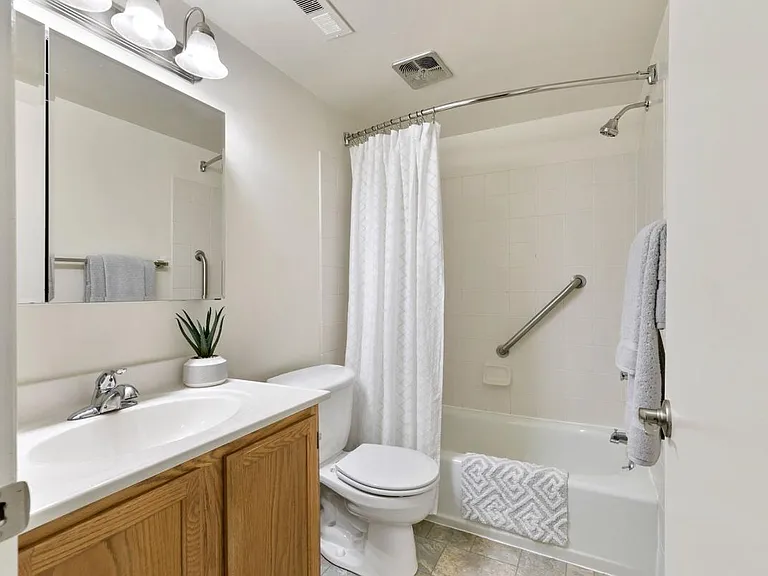 Classic Bathroom Style