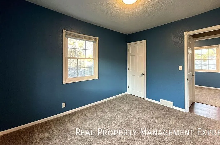 808 S Glendale Ave — Photo 20