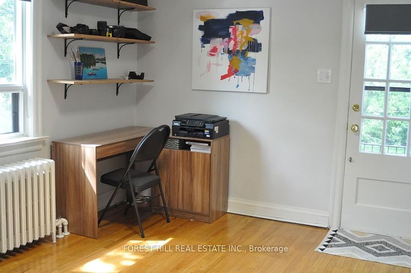 Toronto House for rent - 4 Bedrooms — photo 10