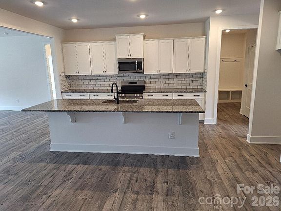 5th image of 5028 Cardiff Ct #62