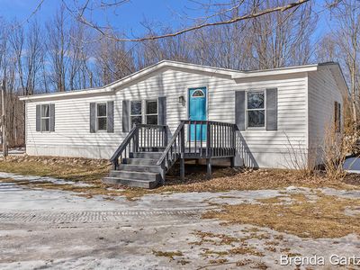 8455 Mowry St NE, Sand Lake, MI, 49343