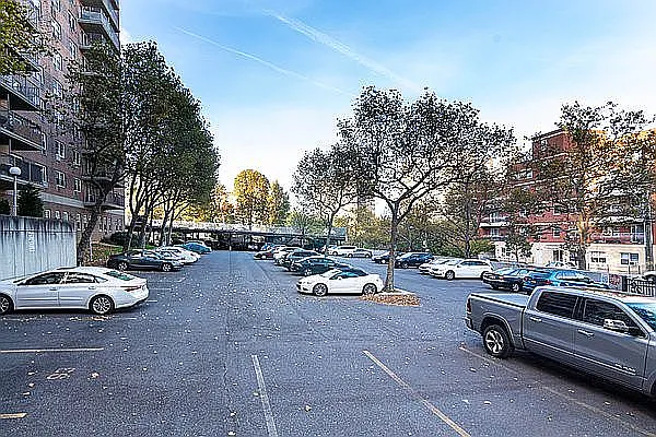 Rented by Keller Williams NYC | media 9