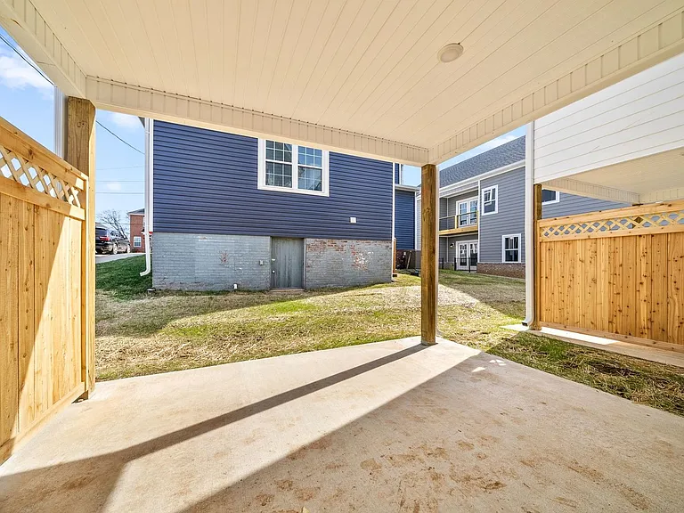 106 Cooper Pl — Photo 28