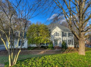 6 Deep Run Ct, Cockeysville, MD 21030