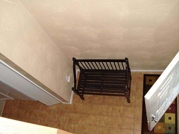2 STORY ENTRY