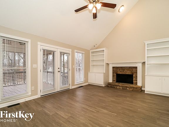 3rd image of 60 Mulberry Pl