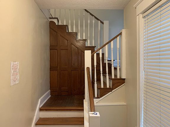 4th image of 3226 Campbell St #4A