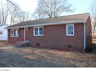 3105 Clay St, Hopewell, VA 23860