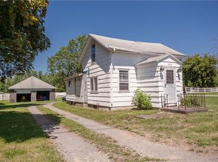 4484 Lyell Rd, Rochester, NY 14606