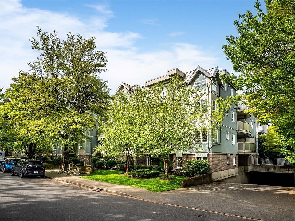 1st image of 2710 Grosvenor Rd #202